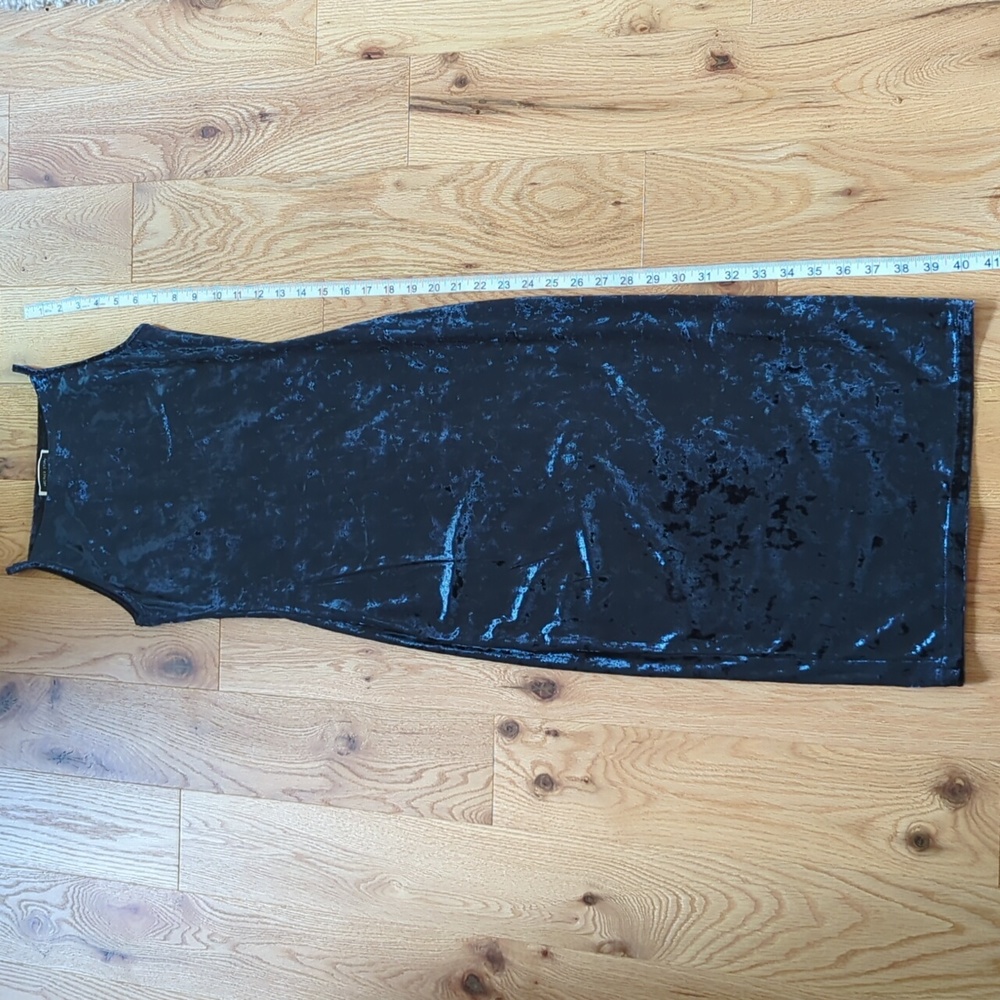 Another_Story. Women's Navy Blue Velvet Dress. Size Small. - Picture 4 of 8